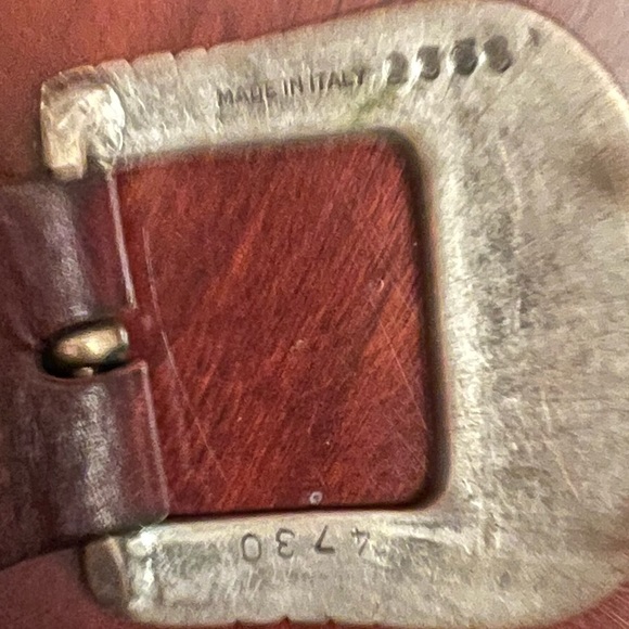 Brown leather belt beautiful embellished buckle & hardware medium EUC - Picture 5 of 7